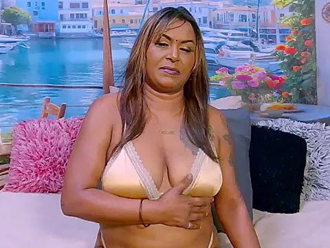 indiansparkle élő XXX-chatje