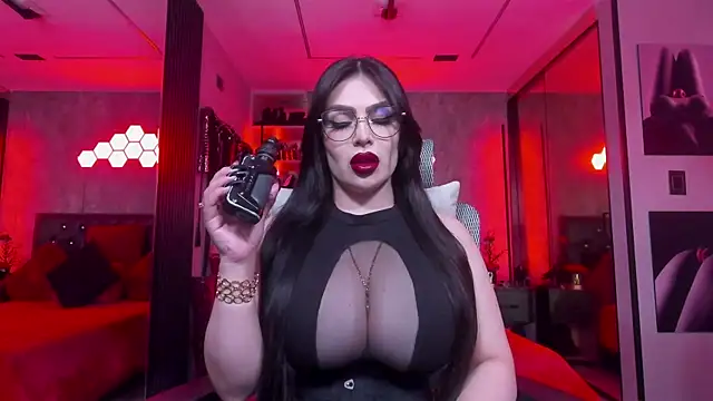 Chatroom XXX en direct de GabrielaAroms