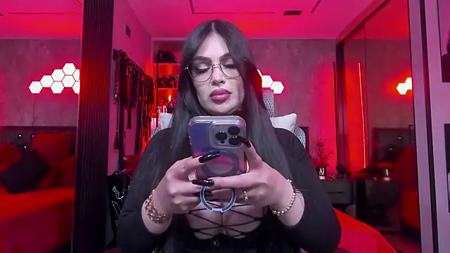 GabrielaAroms' Live XXX Chat