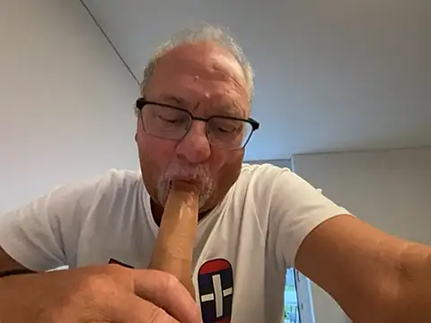 gerri2000 Шоу с уебкамера