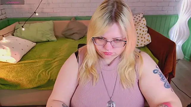 Chat XXX en directo de Yoki_Shizuko