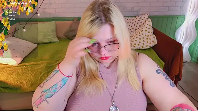 Yoki_Shizuko's Webcam Show