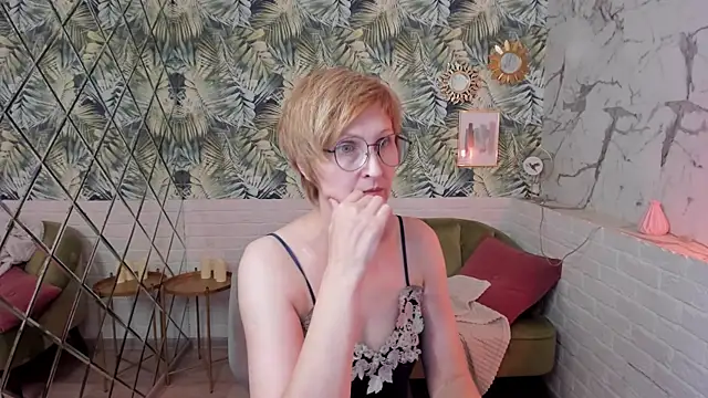 Paris_Cherry Live XXX-Chat