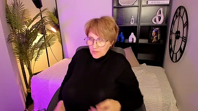 Paris_Cherry XXX чат на живо