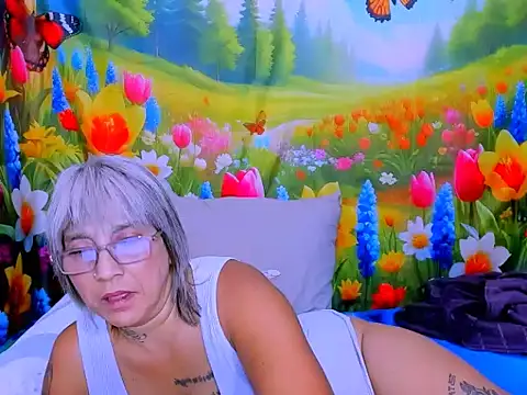 Онлайн чат XXX indianroxy