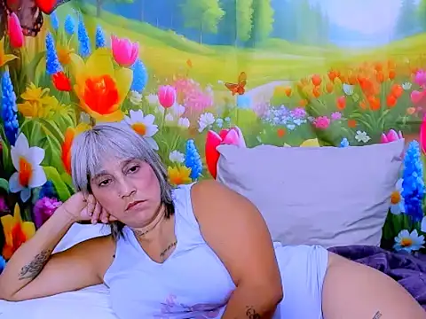 indianroxy Webcamshow