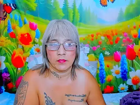 Chat +18 de indianroxy ao vivo