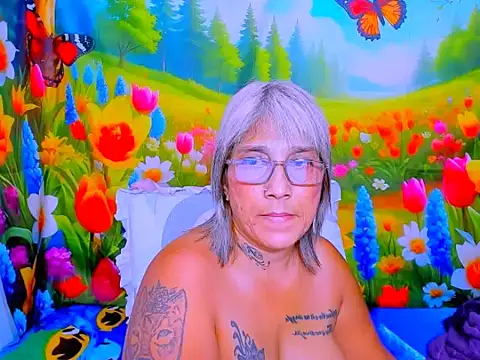 indianroxy XXX чат на живо