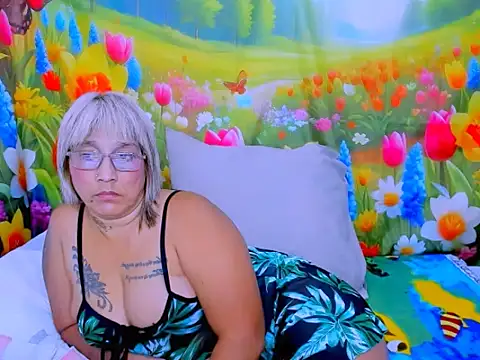 indianroxy Chat XXX live