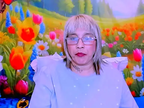 indianroxy's Live XXX Chat