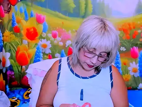 indianroxy: απευθείας συνομιλία ΧΧΧ