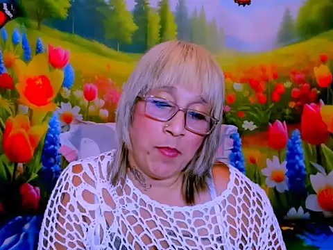indianroxy's Live XXX Chat