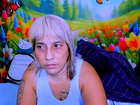 Živý XXX chat indianroxy