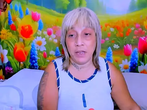 indianroxy Chat XXX live
