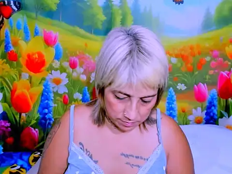 indianroxy Chat XXX in diretta