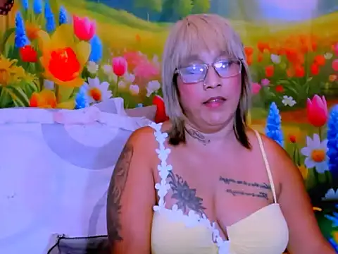indianroxy Chat XXX in diretta