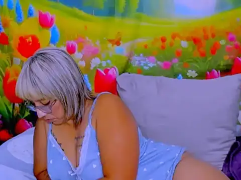 Czat XXX na żywo – indianroxy
