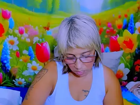 Živý XXX chat indianroxy