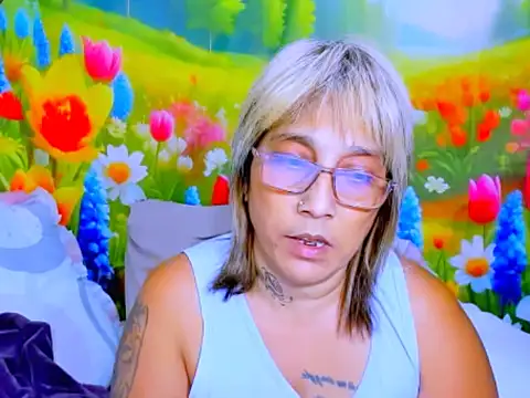 indianroxy 即時 XXX 聊天