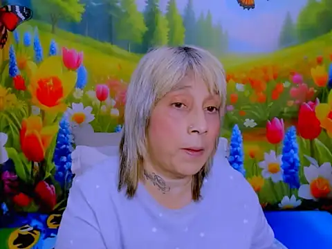 indianroxy: διαδικτυακό σόου στην κάμερα