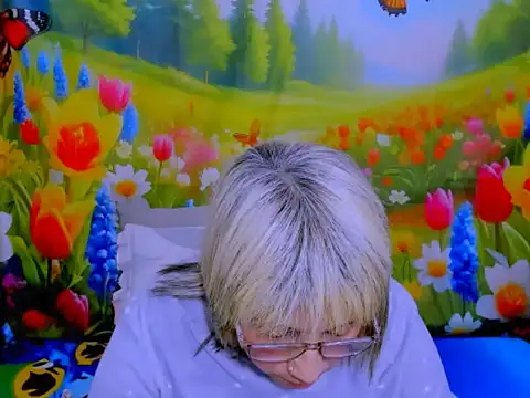 indianroxy's Live XXX Chat
