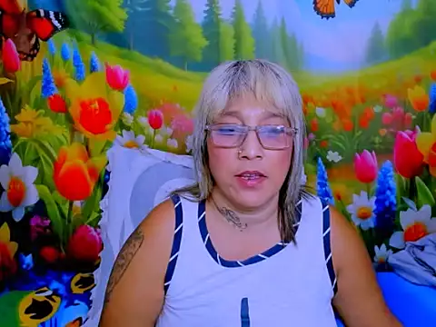 indianroxy 现场XXX聊天