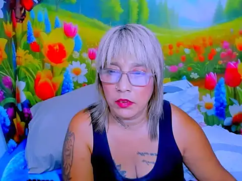 indianroxy Chat XXX in diretta