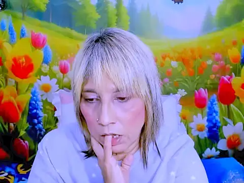 indianroxy's Live XXX Chat