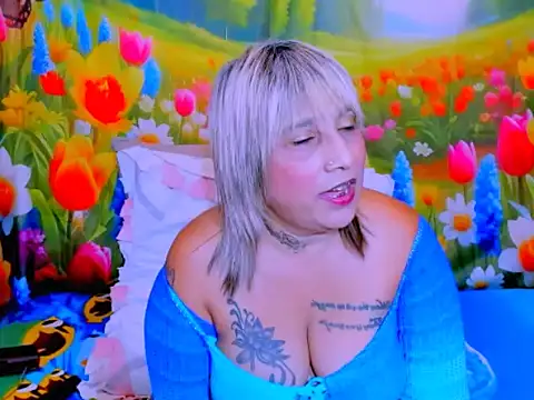 indianroxy Chat XXX in diretta