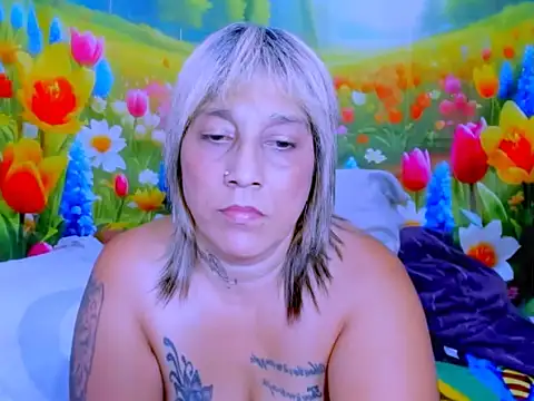 indianroxy 现场XXX聊天