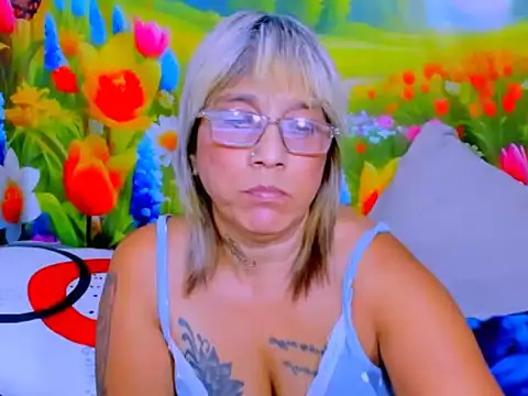 Czat XXX na żywo – indianroxy