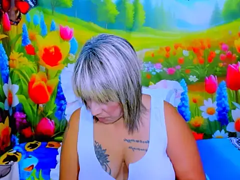 Онлайн чат XXX indianroxy