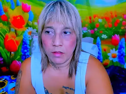 indianroxy Live XXX-chat