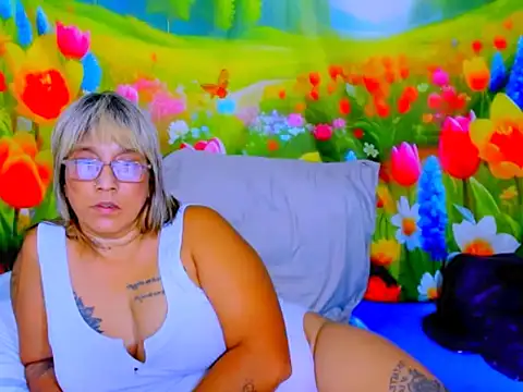 indianroxy Live XXX Chat