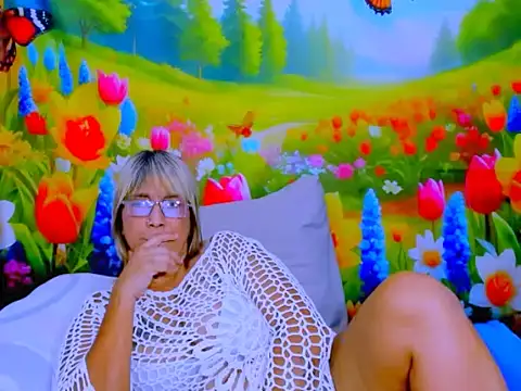 indianroxy's Live XXX Chat