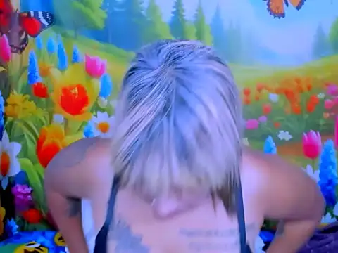 indianroxy's Live XXX Chat