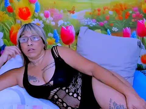 Czat XXX na żywo – indianroxy