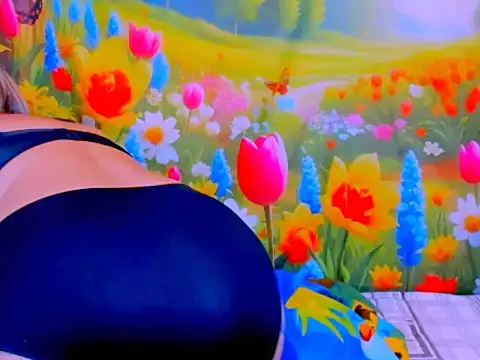 indianroxy's Live XXX Chat