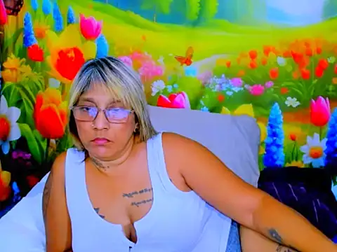 Živý XXX chat indianroxy