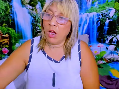 Czat XXX na żywo – indianroxy