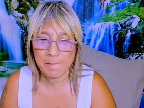 indianroxy Chat XXX in diretta