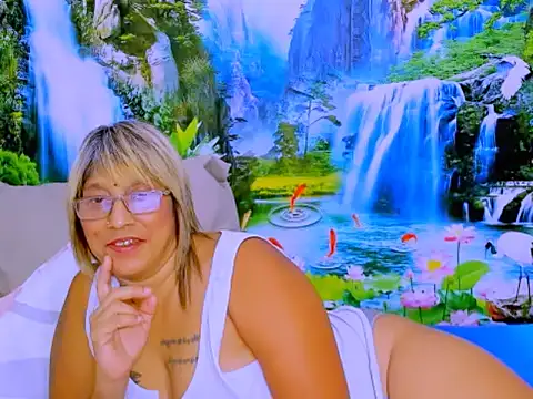 indianroxy Webcamshow