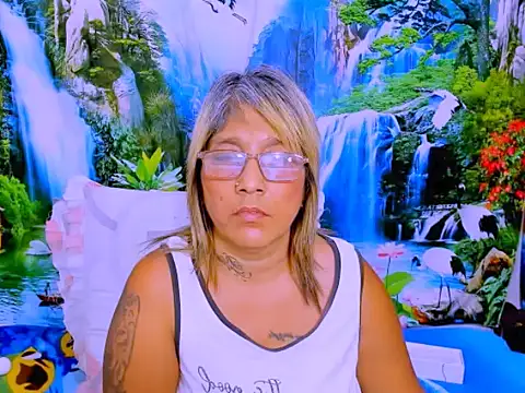 indianroxy – Live XXX-chat