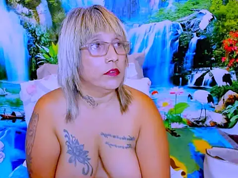 Онлайн чат XXX indianroxy