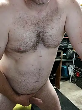 Show modela IronedTitan na web-kameri