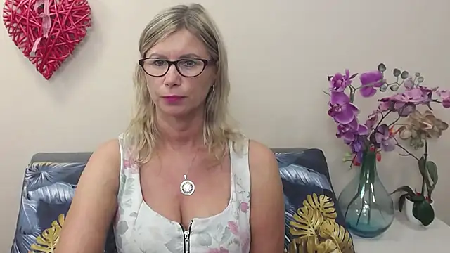 DoreenSexy লাইভ XXX চ্যাট