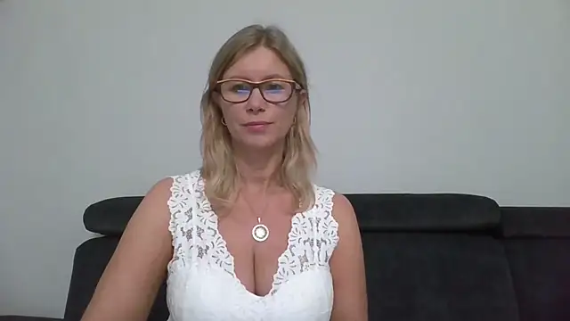 Živý XXX chat DoreenSexy