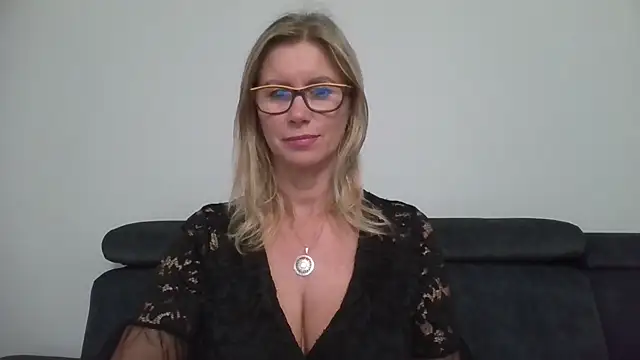 Živý XXX chat DoreenSexy