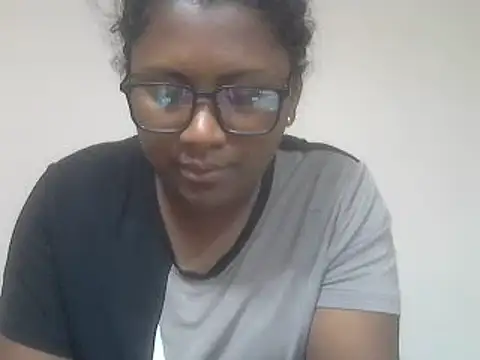 cutybigass' Webcam Show