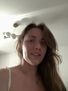 MariiD Pertunjukan Webcam